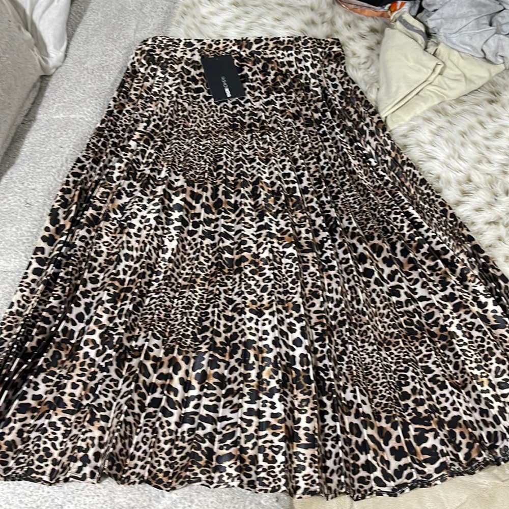 Leopard skirt